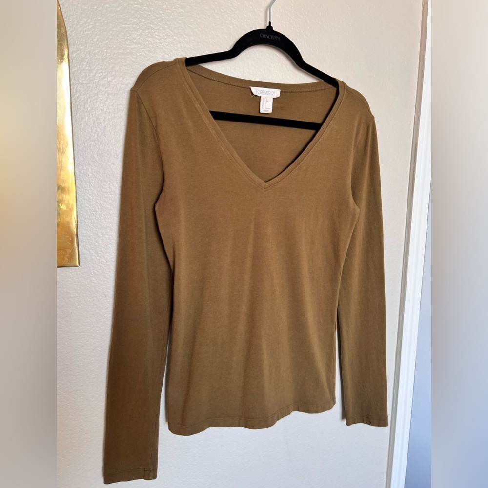 Olive green long sleeve v neck tshirt